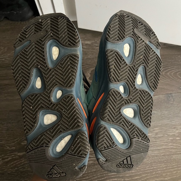 Yeezy boost 700 - Picture 6 of 7